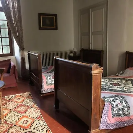 Apartmán Dans Le Chateau De Paulignan Avec Cuisine Et Terrasse